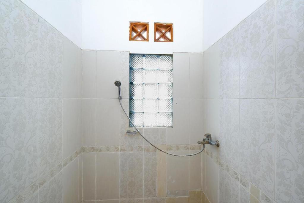 Guest House Gethsemane Салатіга Екстер'єр фото