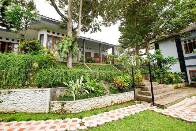 Guest House Gethsemane Салатіга Екстер'єр фото